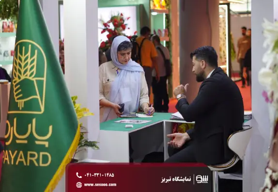 نیروی اینفورمیشن در نمایشگاه تبریز برای راهنمایی بازدیدکنندگان